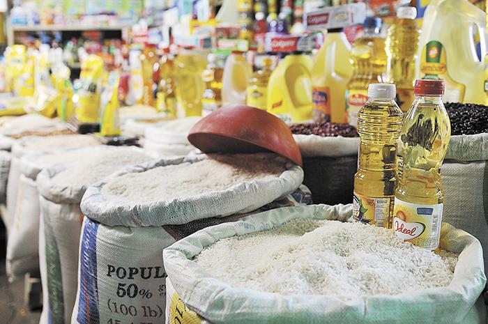 Canasta Básica sigue en alza así lo manifiestan comerciantes del Jorge Matus Téllez