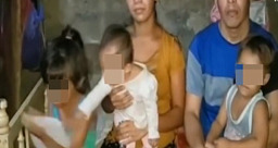 Casandra junto a sus tres pequeños y pareja