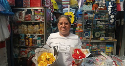  Azucena Machado Garea, propietaria de librería y Variedades Rosita en Masaya.